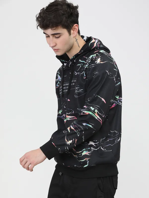 Highlander Men Black Hooded Pullover Sweatshirt