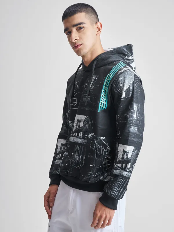 Men Printed Sweatshirt