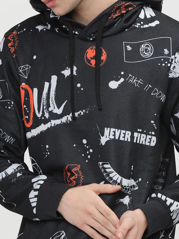 Highlander Men Black Hooded Pullover Sweatshirt