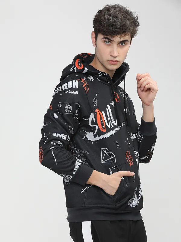 Highlander Men Black Hooded Pullover Sweatshirt