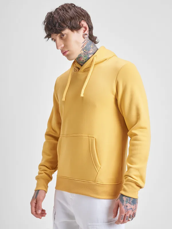 Highlander Men Yellow Hooded Pullover Sweatshirt