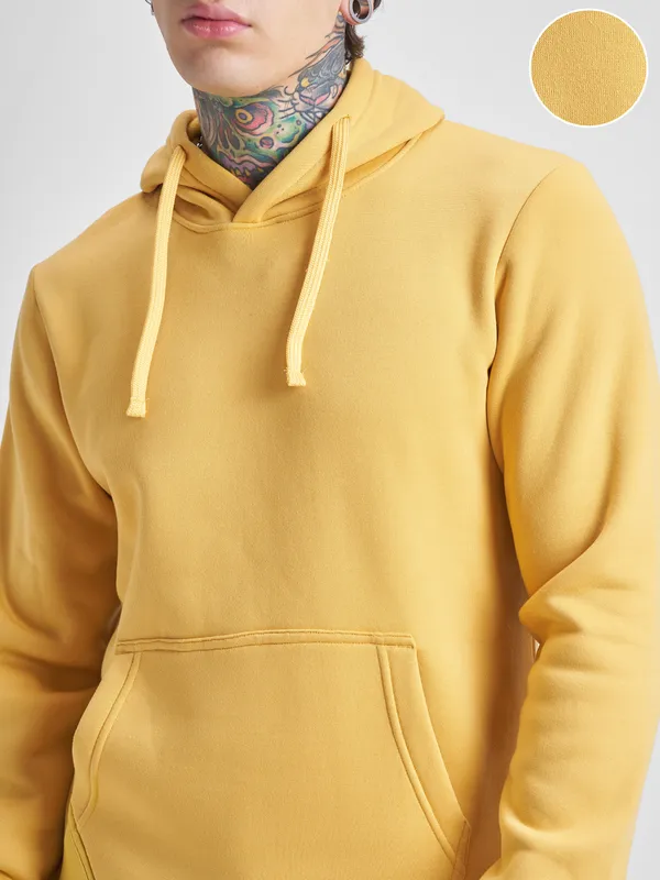 Highlander Men Yellow Hooded Pullover Sweatshirt