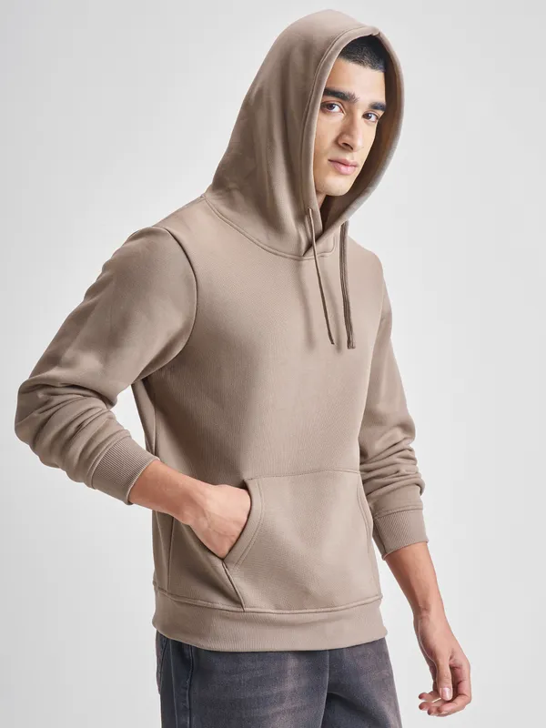 Men Solid Sweatshirt