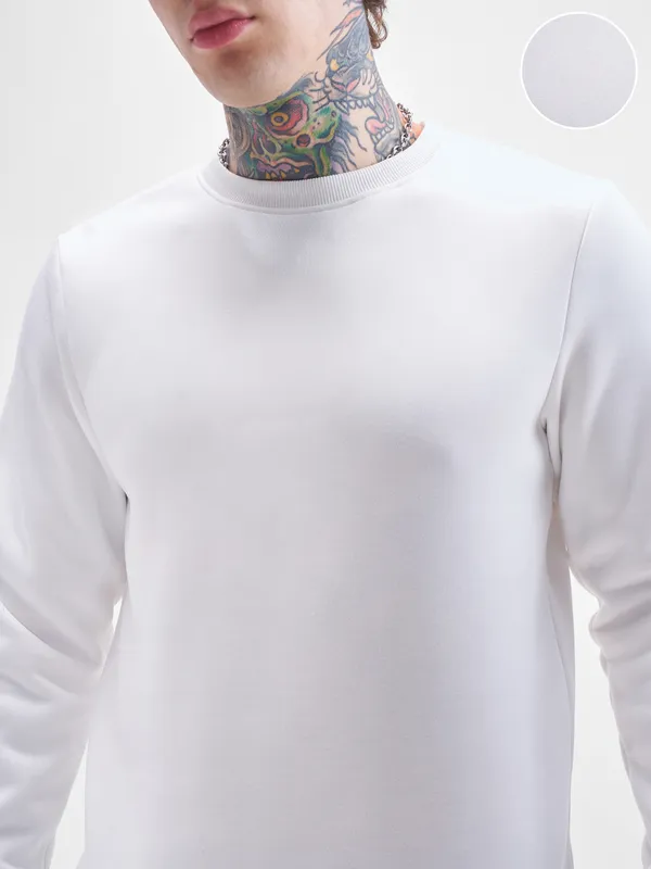 Highlander Men White Round Neck Pullover Sweatshirt