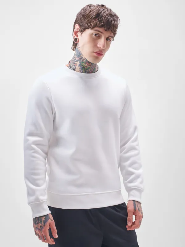 Highlander Men White Round Neck Pullover Sweatshirt