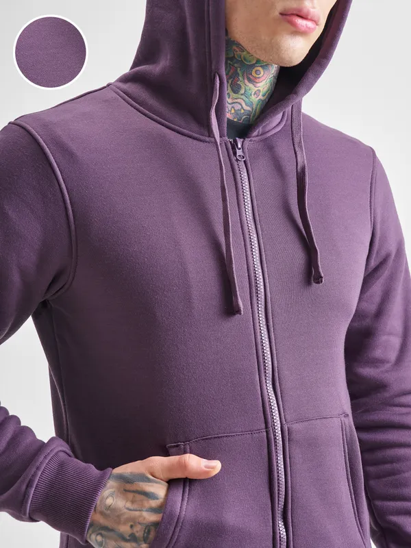 Men Solid Sweatshirt