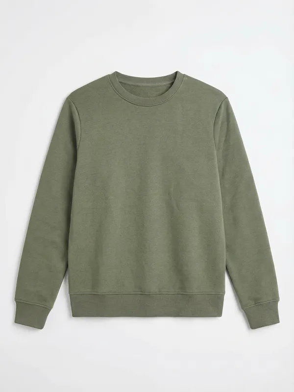 Men Solid Sweatshirt