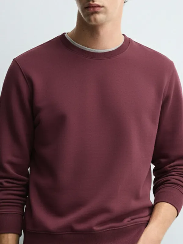 Men Solid Sweatshirt