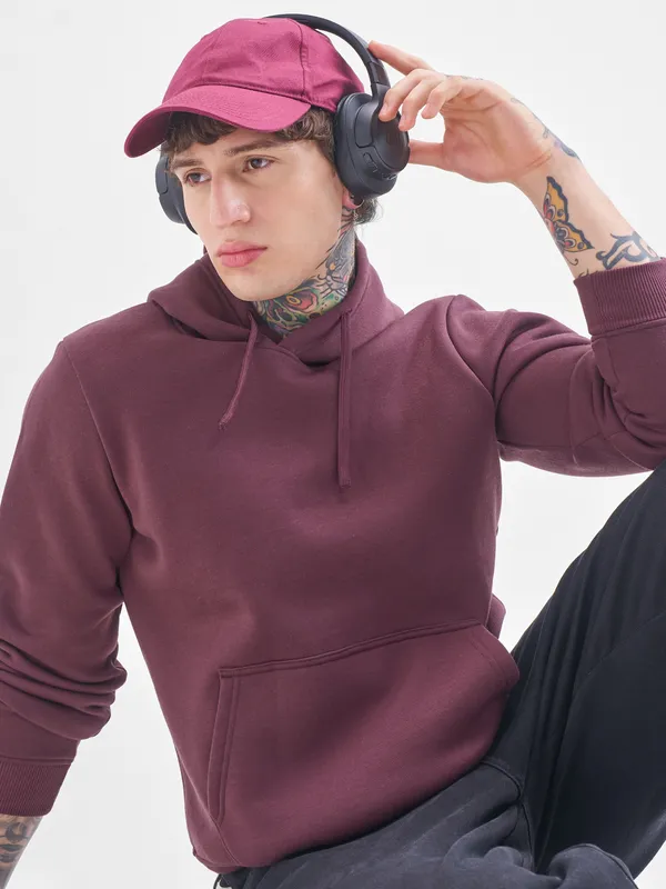 Highlander Men Burgundy Hooded Pullover Sweatshirt