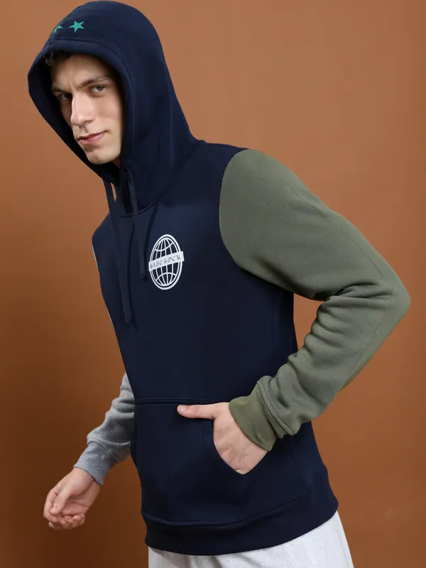 Highlander Men Navy Blue Hooded Pullover Sweatshirt