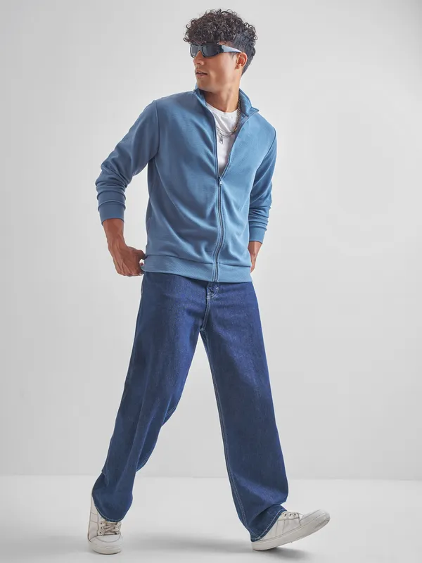 Men Solid Sweatshirt