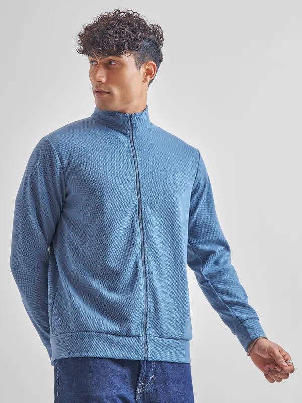 Men Solid Sweatshirt