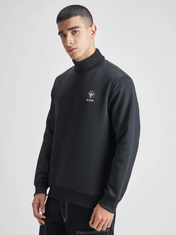 Highlander Men Black Turtle Neck Pullover Sweatshirt
