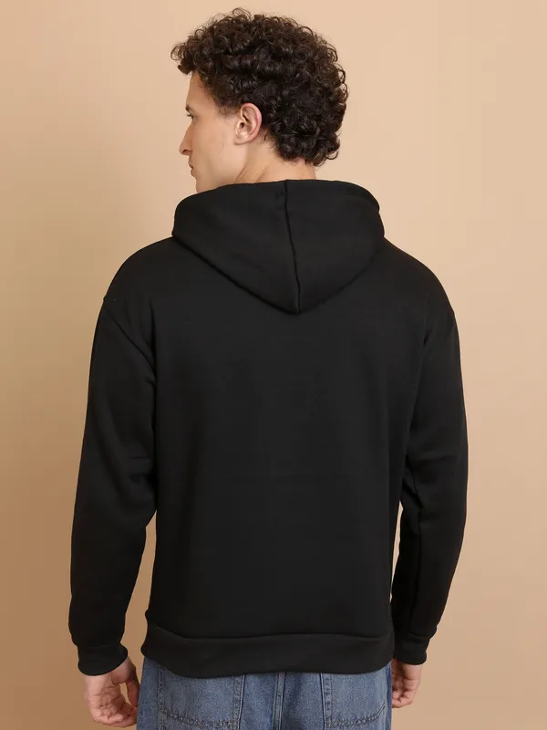 Highlander Men Black Hooded Pullover Sweatshirt