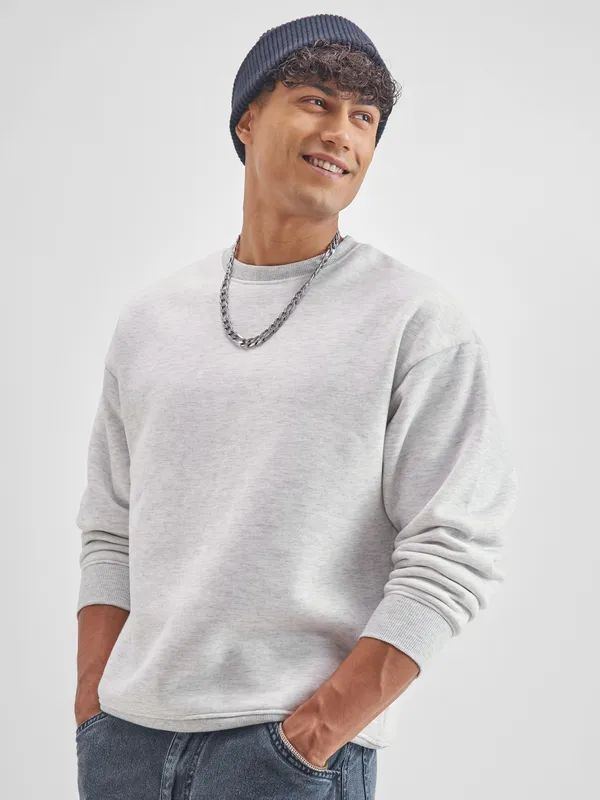 Highlander Men White Round Neck Pullover Sweatshirt