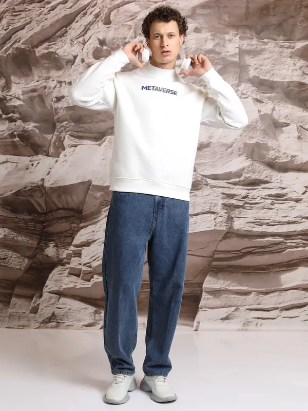 Highlander Men White Round Neck Pullover Sweatshirt