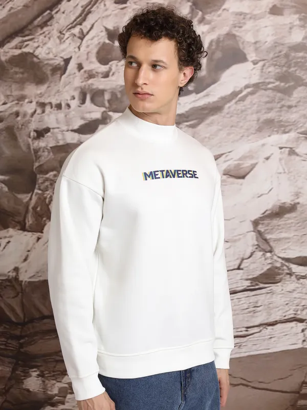 Highlander Men White Round Neck Pullover Sweatshirt