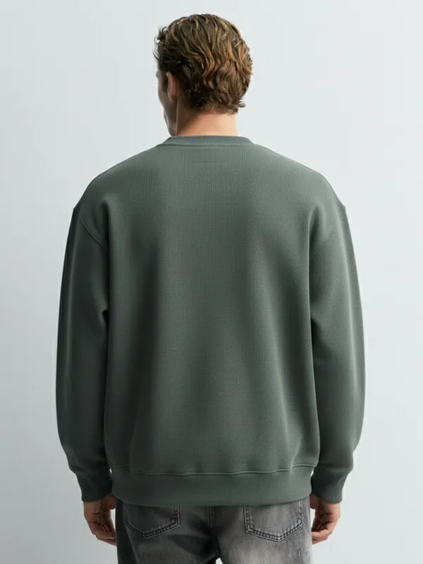 Highlander Men Green Round Neck Pullover Sweatshirt