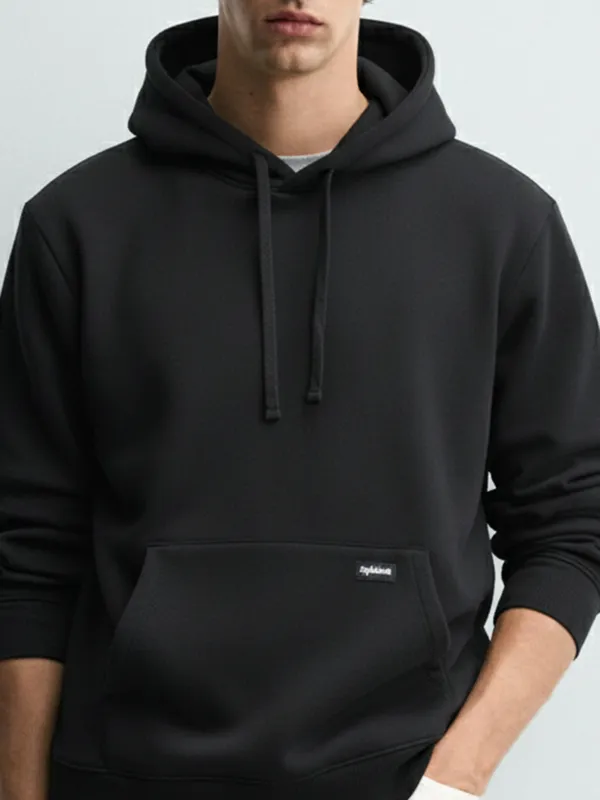 Men Solid Sweatshirt