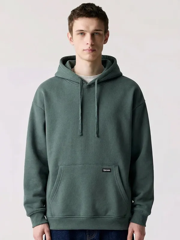 Men Solid Sweatshirt