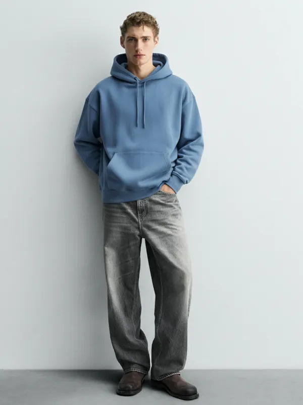 Men Solid Sweatshirt