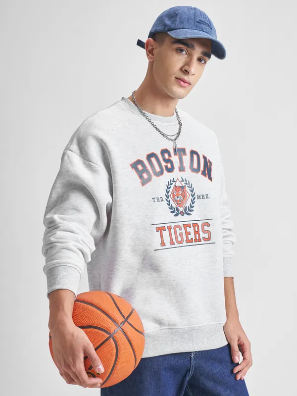 Highlander Men White Round Neck Pullover Sweatshirt