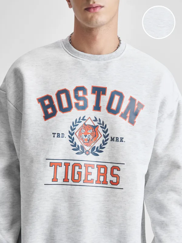 Highlander Men White Round Neck Pullover Sweatshirt