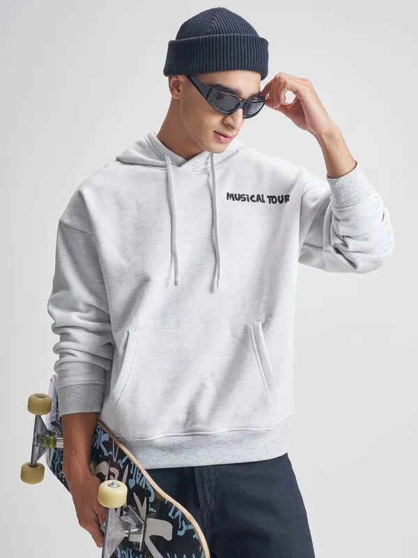 Highlander Men White Hooded Pullover Sweatshirt