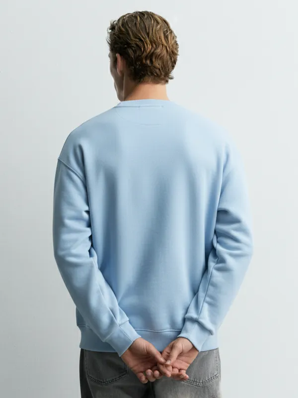 Highlander Men Blue Round Neck Pullover Sweatshirt