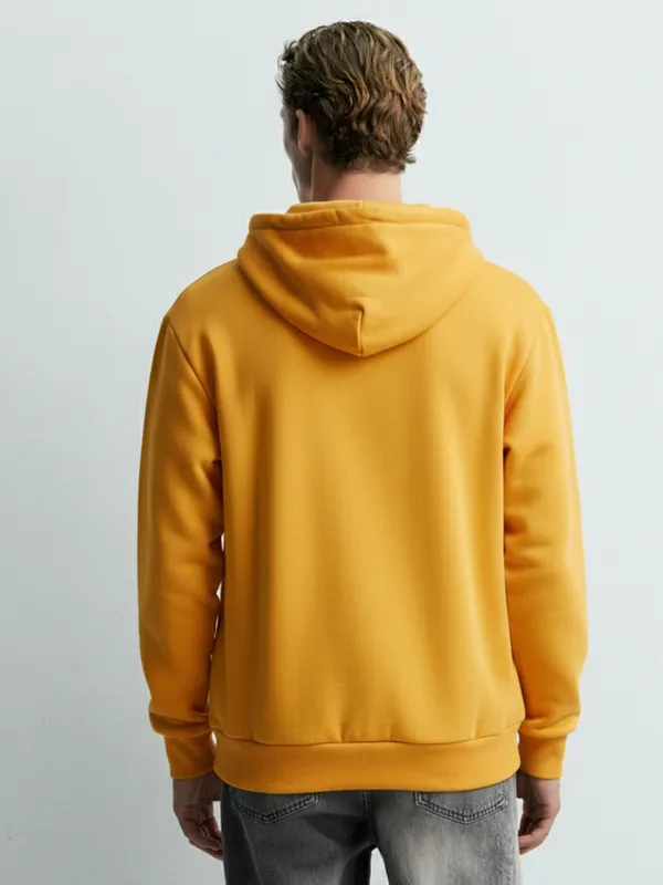 Highlander Men Yellow Hooded Pullover Sweatshirt