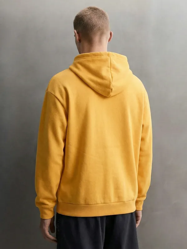 Highlander Men Yellow Hooded Pullover Sweatshirt
