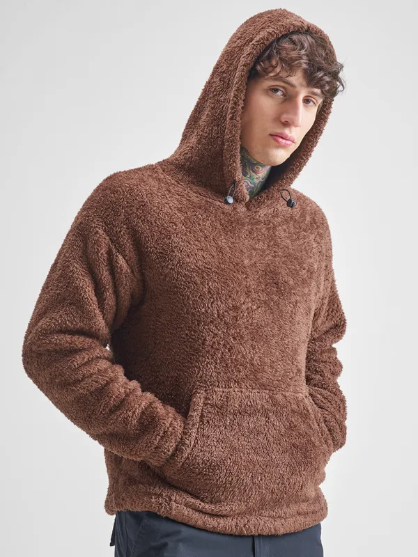 Men Solid Sweatshirt