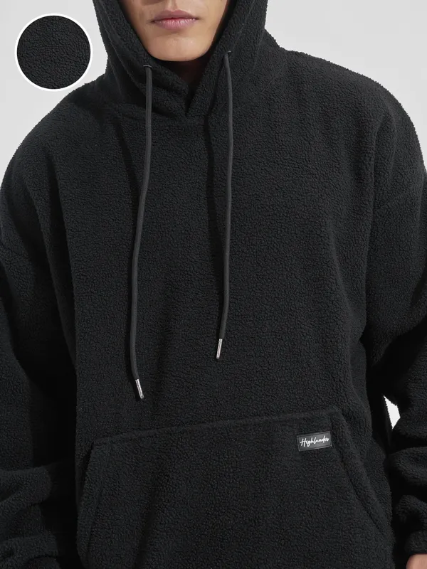 Men Solid Sweatshirt