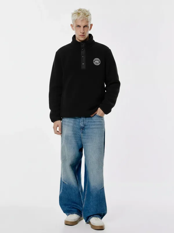 Highlander Men Black Mock Collar Pullover Sweatshirt