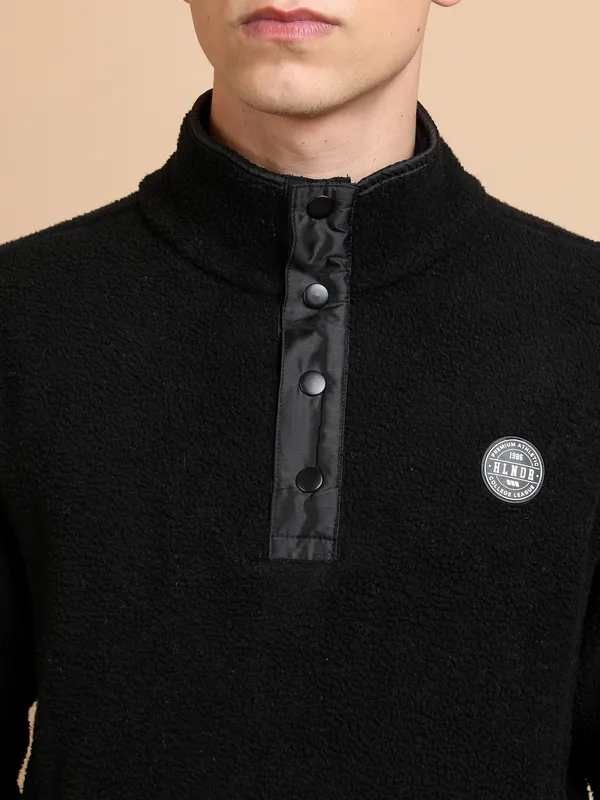 Highlander Men Black Mock Collar Pullover Sweatshirt