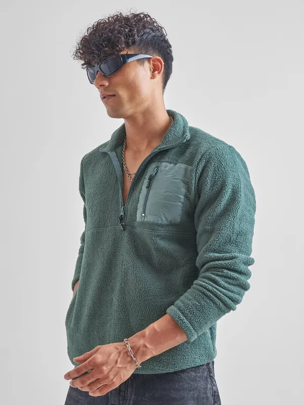 Highlander Men Green Mock Collar Pullover Sweatshirt