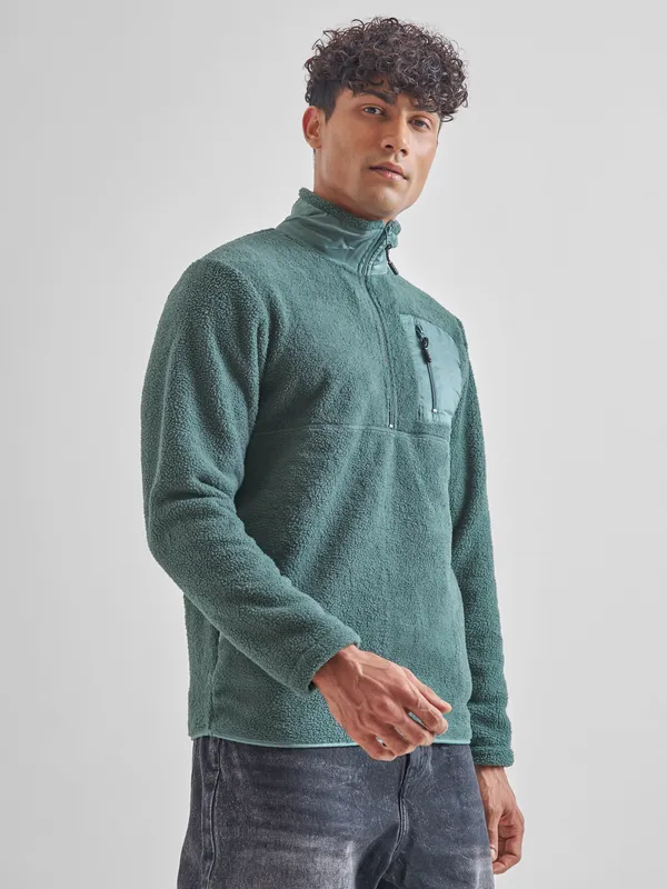 Highlander Men Green Mock Collar Pullover Sweatshirt
