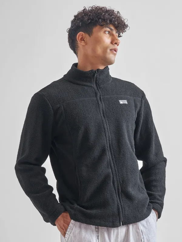 Men Solid Sweatshirt