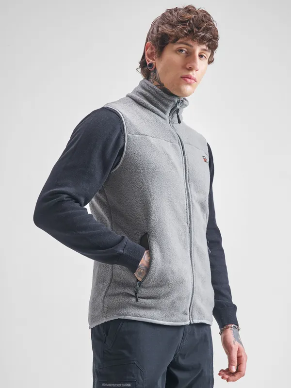 Men Solid Sweatshirt