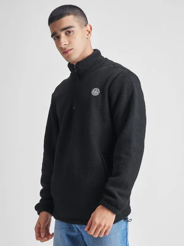 Highlander Men Black Mock Collar Pullover Sweatshirt