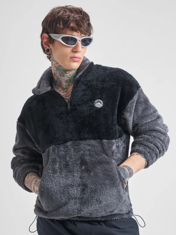 Highlander Men Black Mock Collar Pullover Sweatshirt