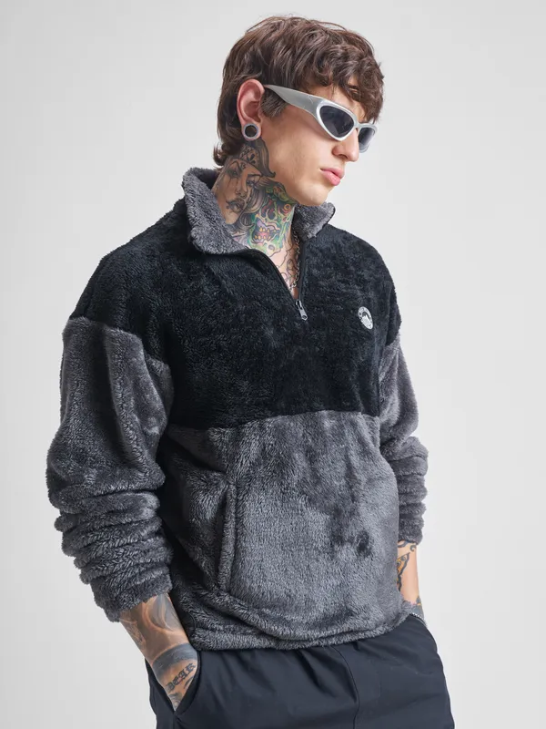 Highlander Men Black Mock Collar Pullover Sweatshirt