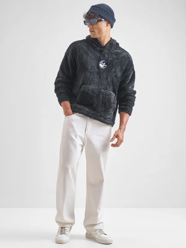 Highlander Men Black Hooded Pullover Sweatshirt