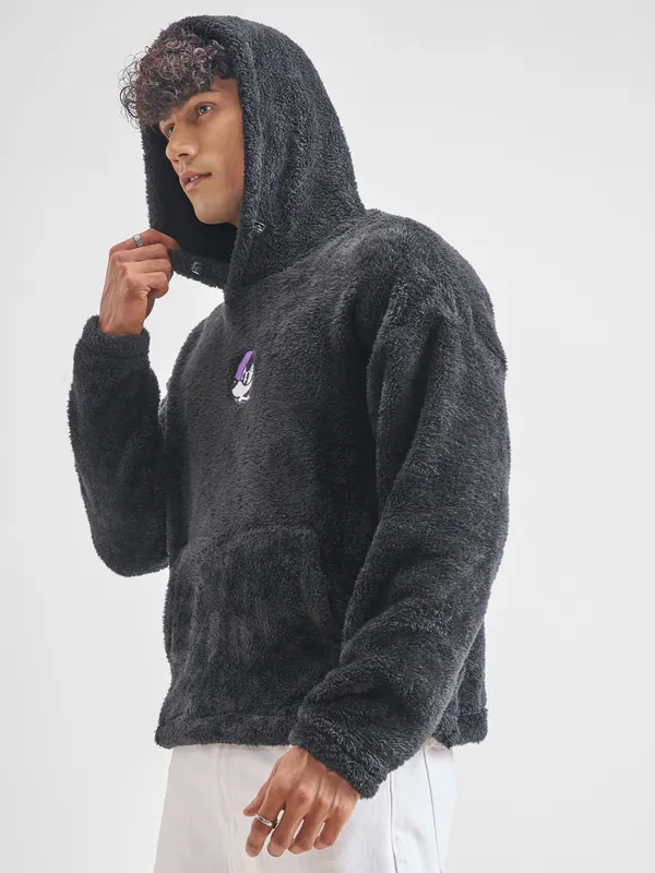 Highlander Men Black Hooded Pullover Sweatshirt