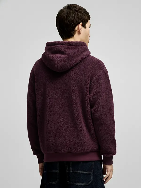 Highlander Men Burgundy Hooded Pullover Sweatshirt