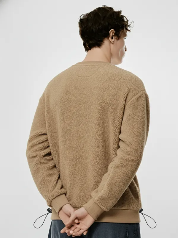 Men Solid Sweatshirt