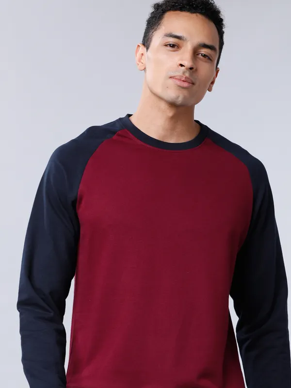 Highlander Men Maroon Round Neck Pullover Sweatshirt