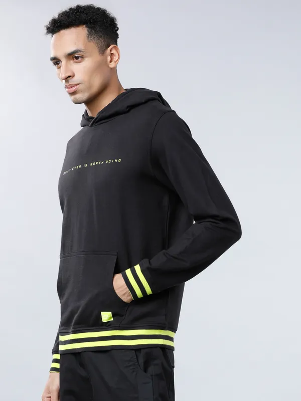 Highlander Men Black Hooded Pullover Sweatshirt