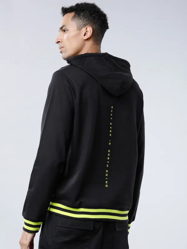 Highlander Men Black Hooded Pullover Sweatshirt