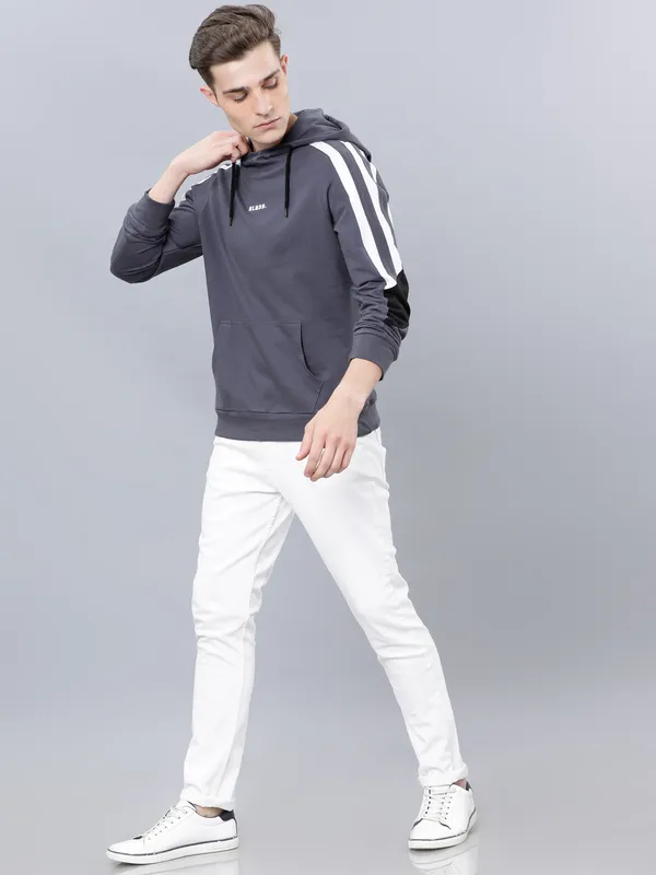 Highlander Men Blue Hooded Pullover Sweatshirt